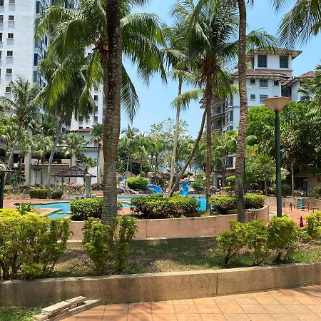 Gracious ~ Walking Distance To See, Shop And Eat Malacca Bagian luar foto