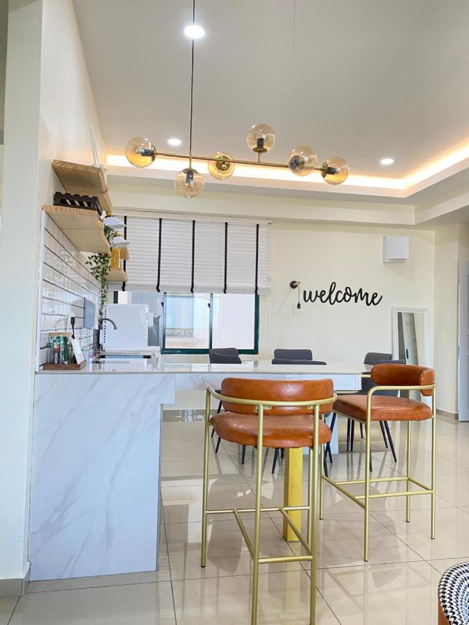 Gracious ~ Walking Distance To See, Shop And Eat Malacca Bagian luar foto